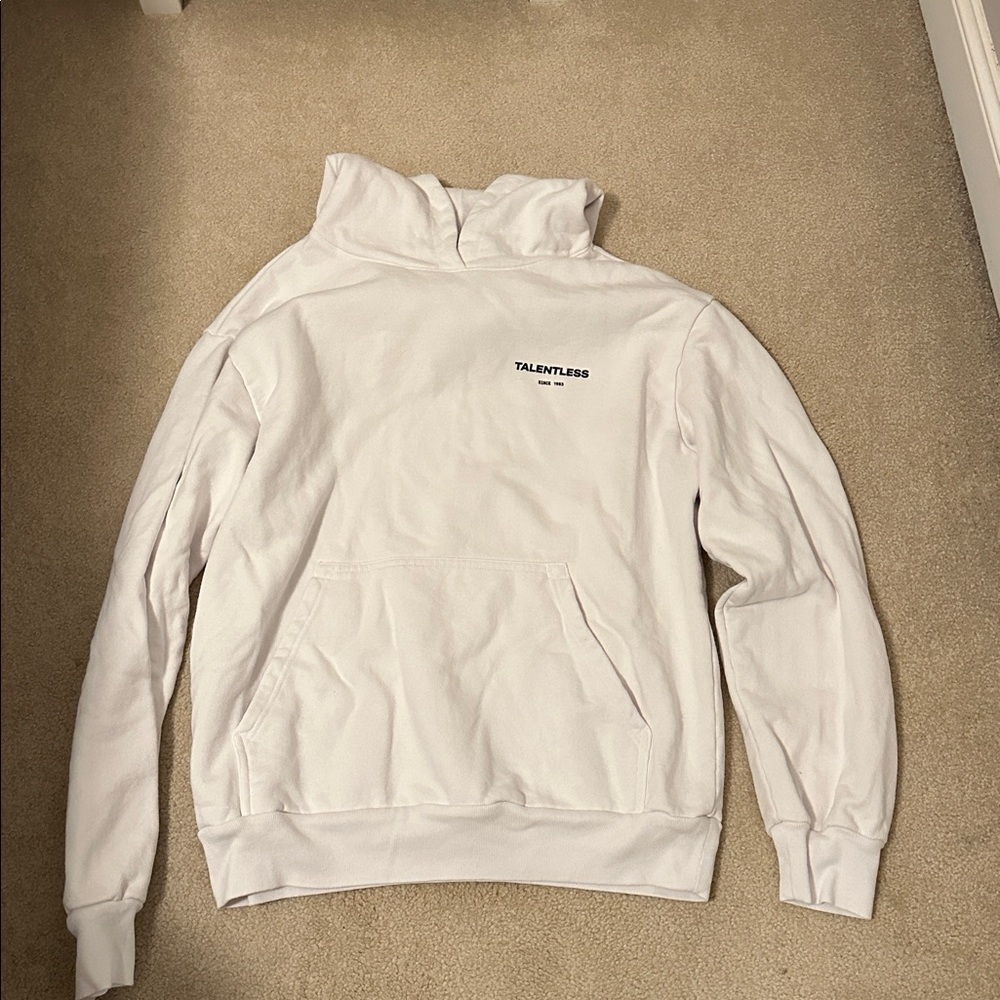 TALENTLESS Classic White Pullover